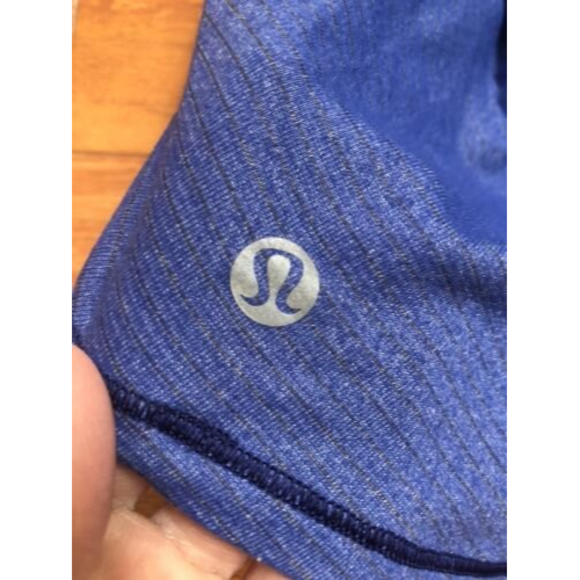 Lululemon Wild Tank Top Heathered Sapphire Blue Mini Coast Camo Built In Bra 8 - Picture 5 of 9